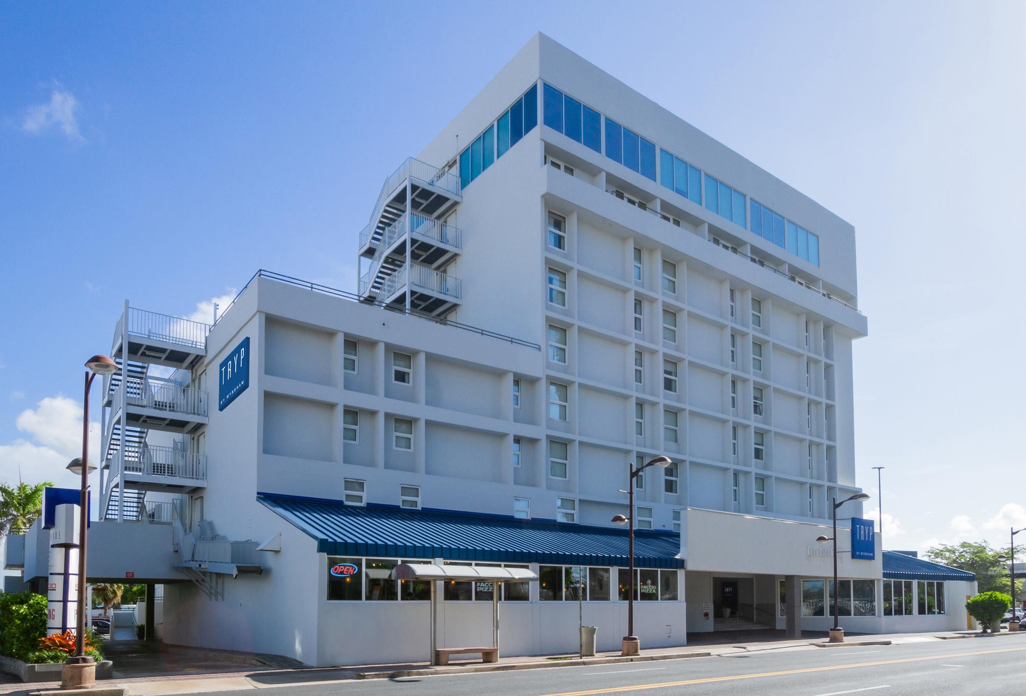 Tryp By Wyndham Isla Verde San Juan Exterior foto